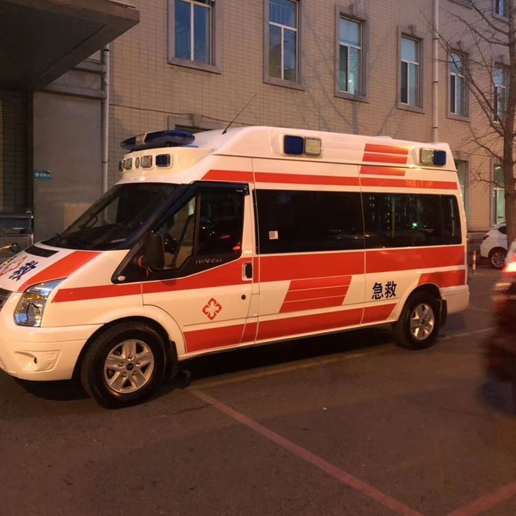 桂阳夜间租赁救护车护送病人转院：安全转运的 8 大核心注意事项